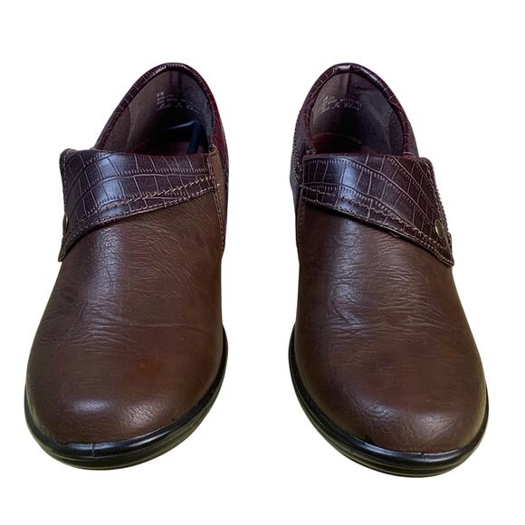 Easy Street Brown Faux Leather Croc Embossed Clogs Comfort Slip-On Size 9 NWOT - Picture 3 of 9